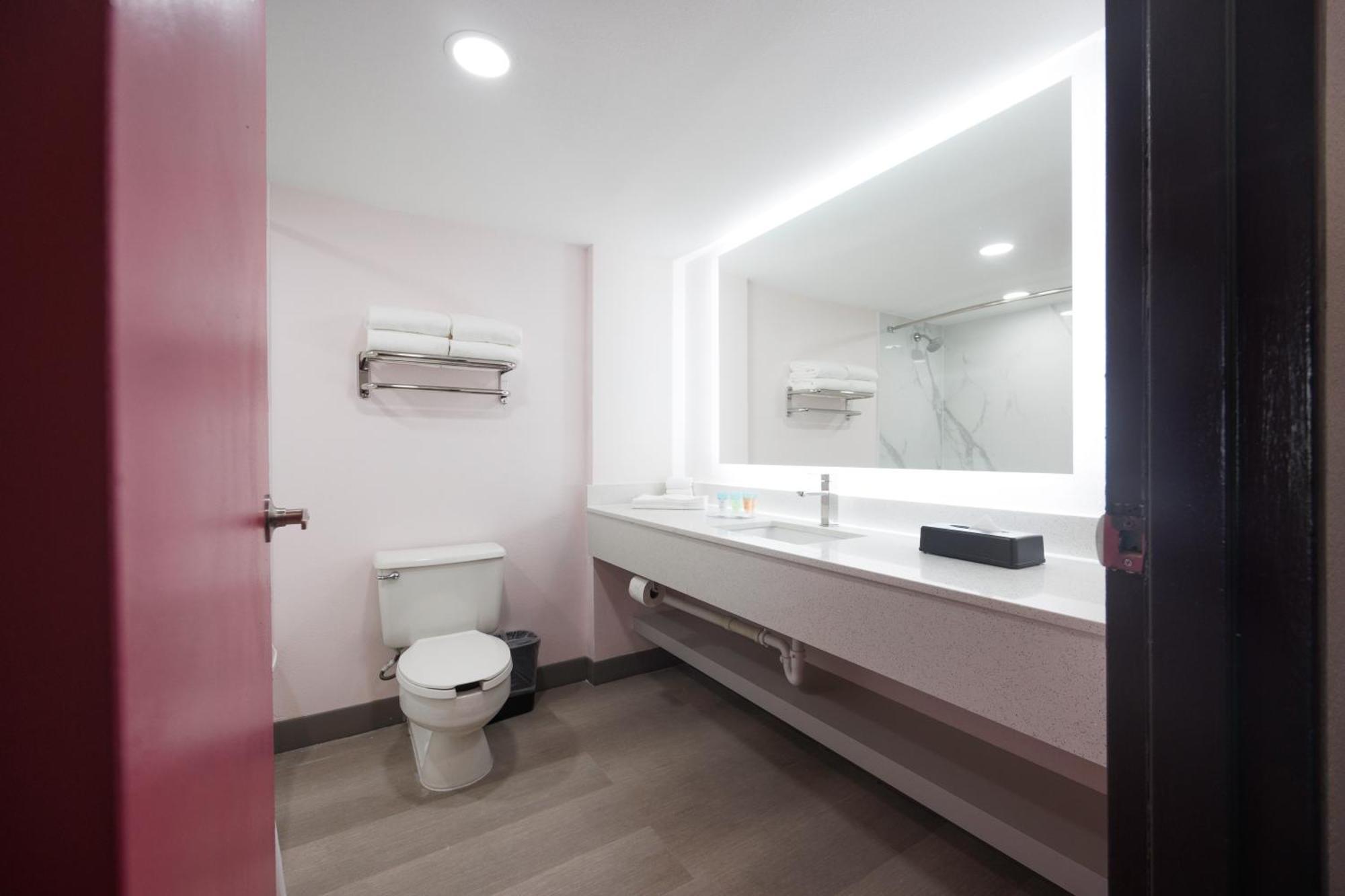 B&B Hotel Miami Airport Майами-Спрингс Экстерьер фото